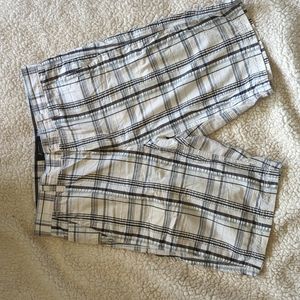 Apt. 9 plaid casual shorts